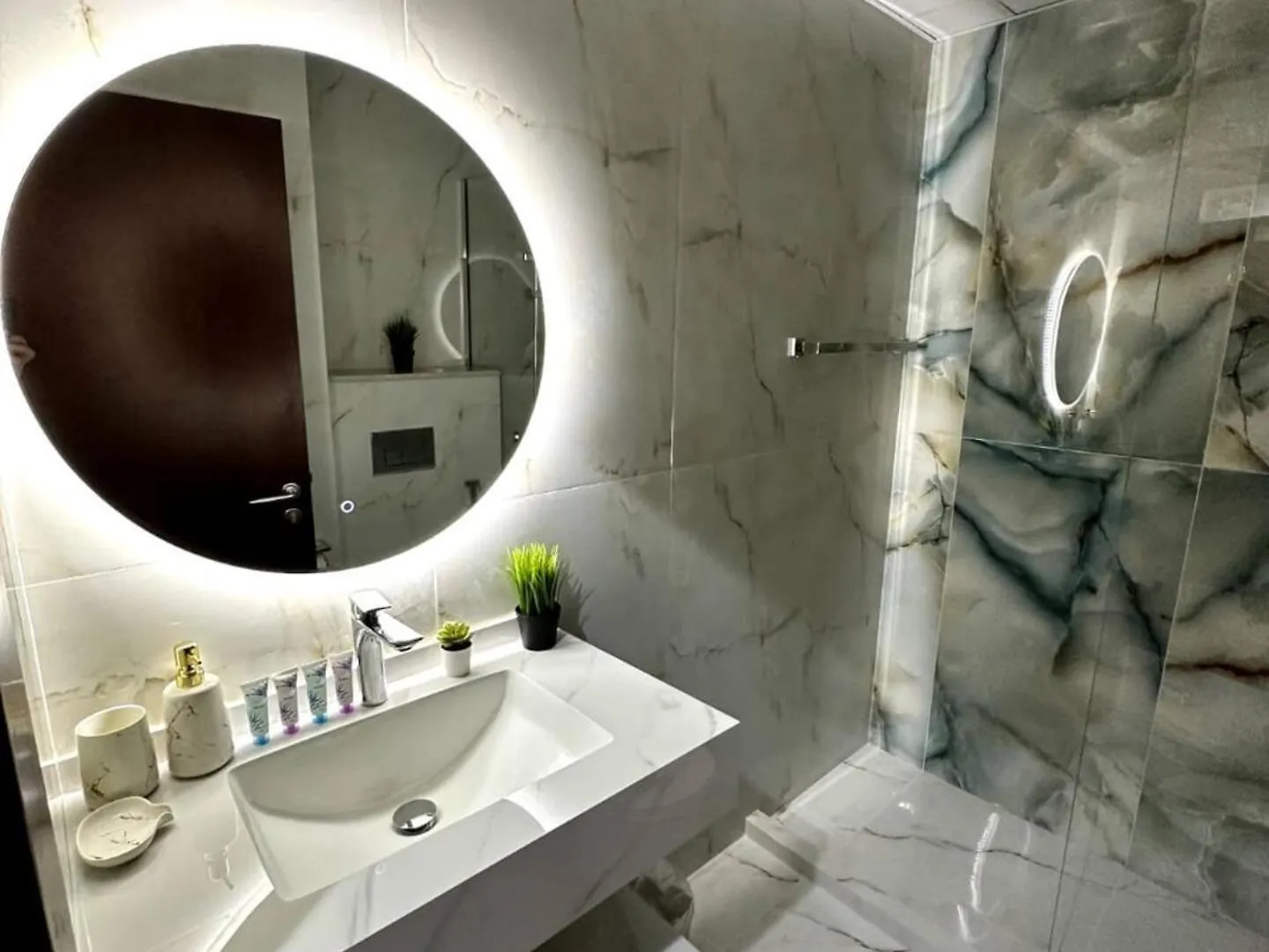 Apartment Marina Sea View,Elegant And Spacious - High Floor Dubai