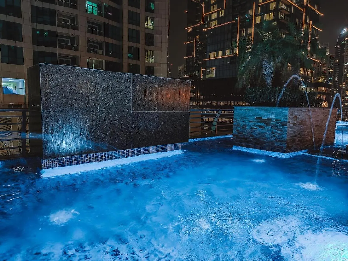 Marina Sea View,Elegant And Spacious - High Floor Dubai Lejlighed