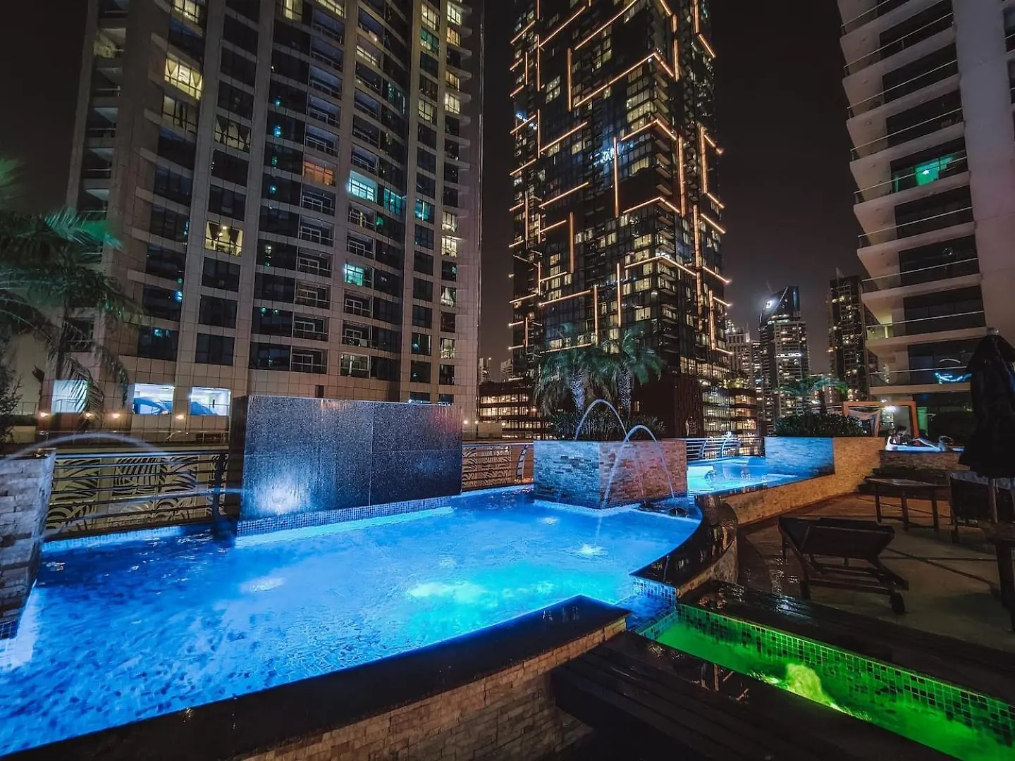 Marina Sea View,Elegant And Spacious - High Floor Dubai Apartment