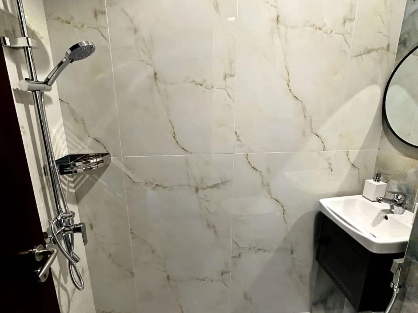 Marina Sea View,Elegant And Spacious - High Floor Dubai Apartment